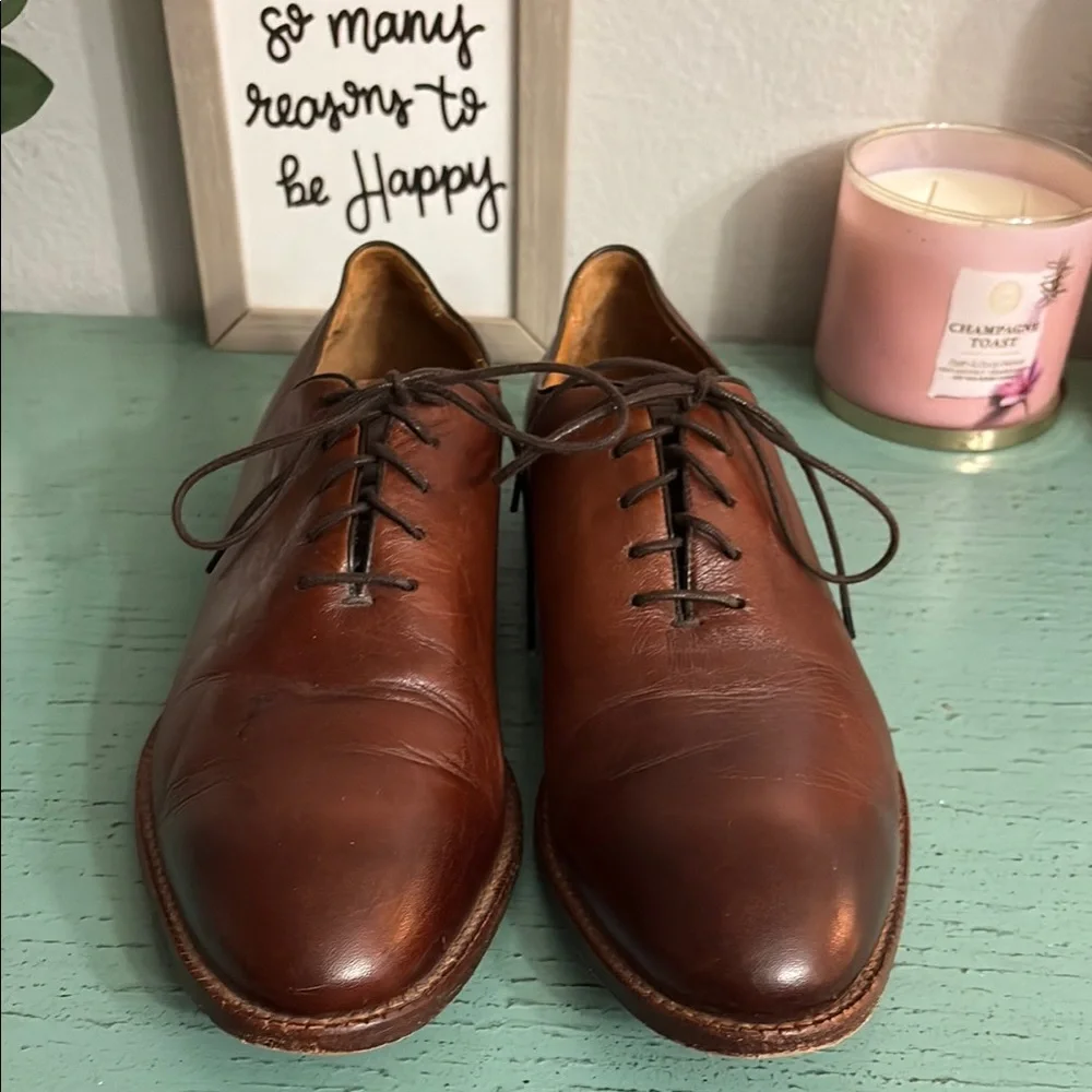 Classic Brown Leather Derby Shoes - Men's Oxford Style
